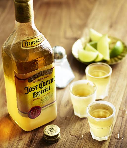 JOSE CUERVO REPOSADO